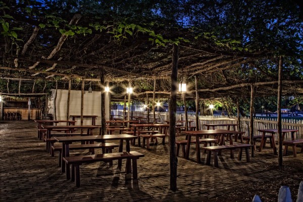 Chowning's Tavern at night.