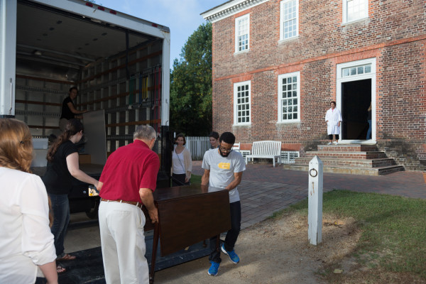 Converting the Wythe House into Washington's Headquarters