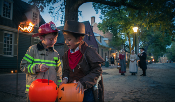 Halloween-DoG-Street