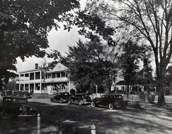 Colonial Hotel circa 1930