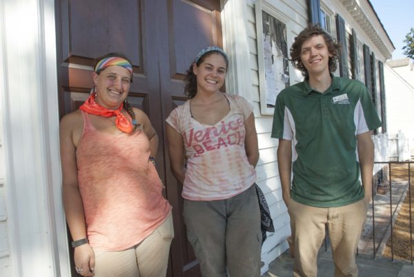 Raleigh Tavern archaeological field crew: Megan Victor, Brittany Higgs & Myles Sullivan.